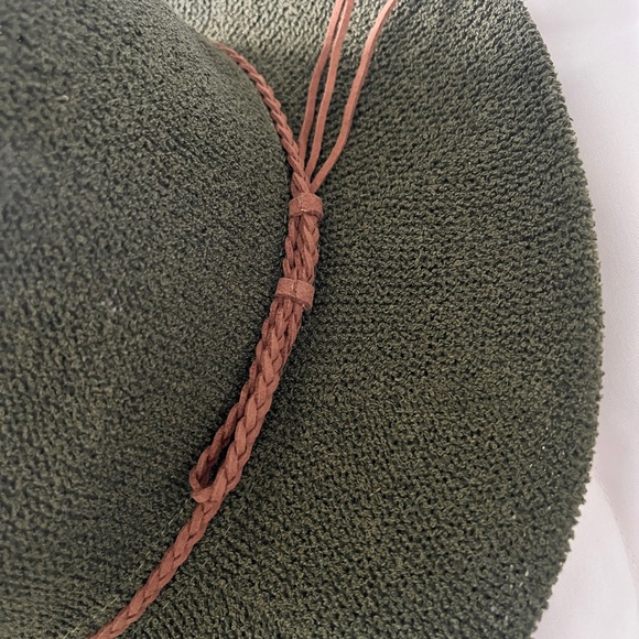 New Women Fedora Hat - Picture 3 of 8